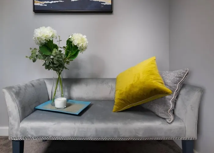 Roseland Apartment 4