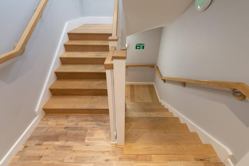 Roseland 4 Apartment Arundel